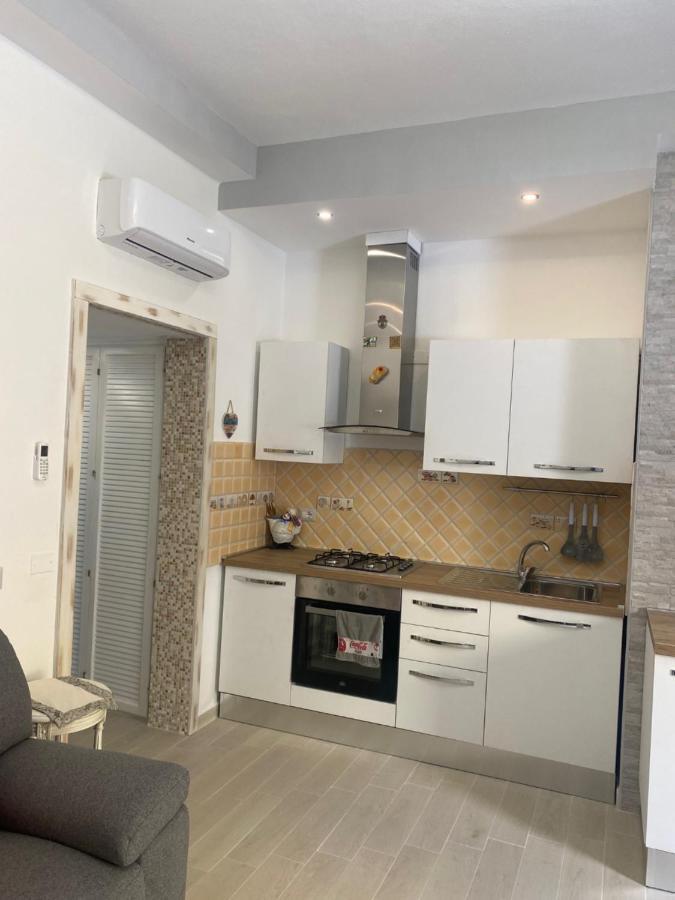 Domo Nora 2 Apartment Olbia Bagian luar foto