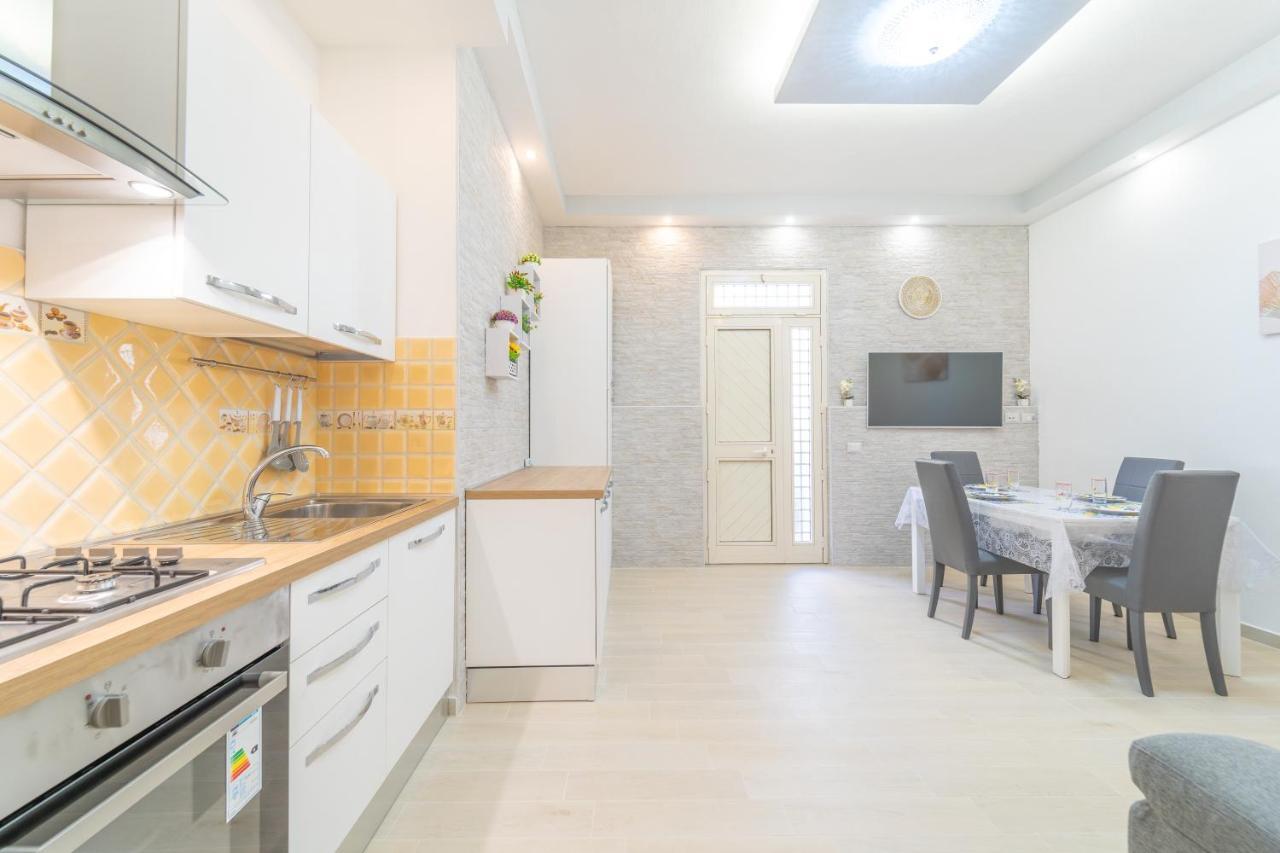 Domo Nora 2 Apartment Olbia Bagian luar foto