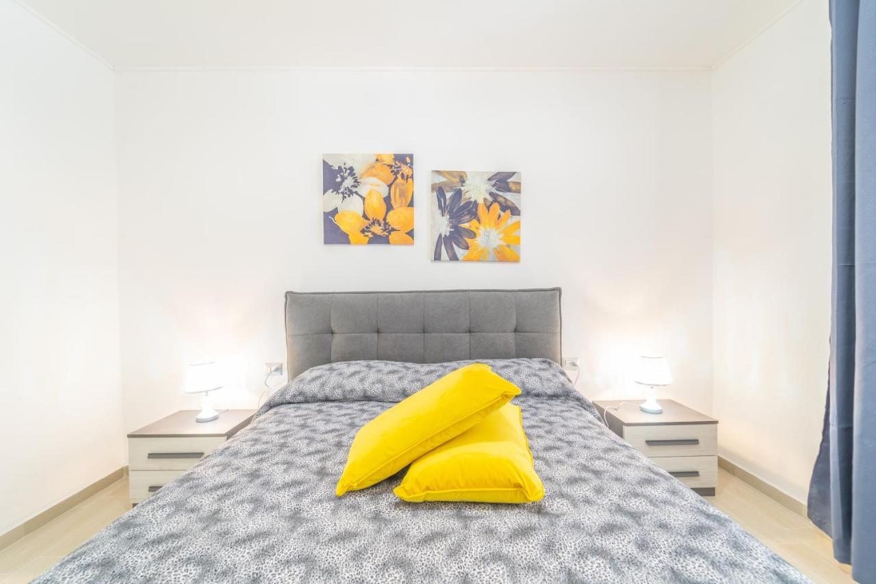 Domo Nora 2 Apartment Olbia Bagian luar foto